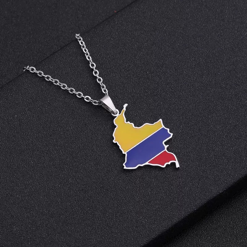 Collar con Mapa de Colombia | Regalo de Joyería Colombiana